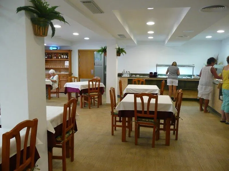 Ξενοδοχείο Rocaplana Hostal Es Pujols